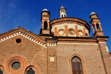 Fototapeta na wymiar Milan Kościół Sant Eustorgio