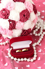 Obraz na płótnie Canvas Conceptual zdjęcie: ślub w stylu różowy kolor