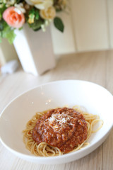 spaghetti bolognese