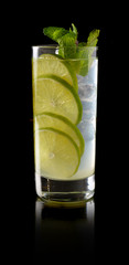 lemonade with lime and ice
