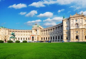 Zelfklevend Fotobehang Keizerlijk paleis Wenen Hofburg bij dag, - Oostenrijk © TTstudio