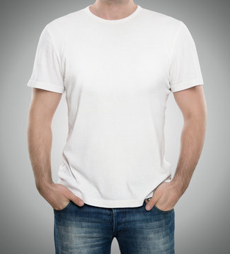 Man wearing blank t-shirt with copy space