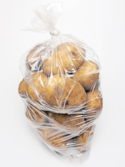 Kartoffeln im Plastiksack
