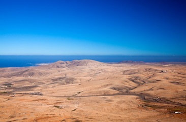 Fototapeta na wymiar Fuerteventura, widok z Tindaya