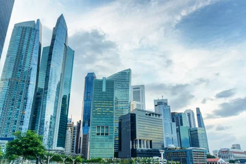 Fotobehang Wolkenkrabbers in het financiële district van Singapore © efired