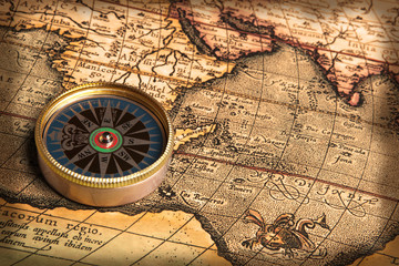 Plakat Vintage kompas i starych map