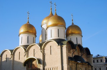 Fototapeta na wymiar Kościół Wniebowzięcia NMP w zimie. Kreml.
