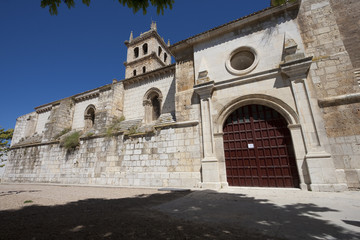 Fototapeta na wymiar Church of Duenas, Palencia, Castilla y Leon, Spain