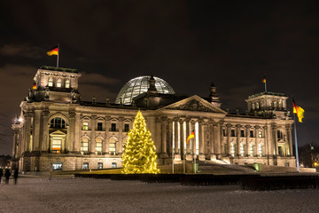 bundestag berlin weihnachtsbaum