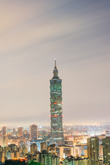 Fototapeta na wymiar Taipei miasto noc