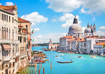 Fototapeta premium Canal Grande i Bazylika Santa Maria della Salute, Wenecja, Włochy