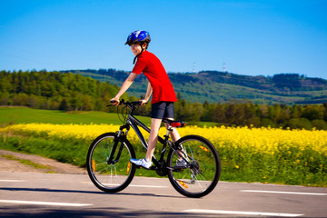 Fototapeta premium Boy biking