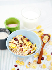 cornflakes with milk and yogurt