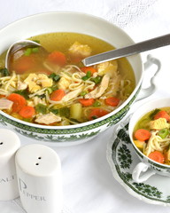 Hühnersuppe