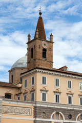 Fototapeta na wymiar Piazza de Popolo w Rzymie. Włochy