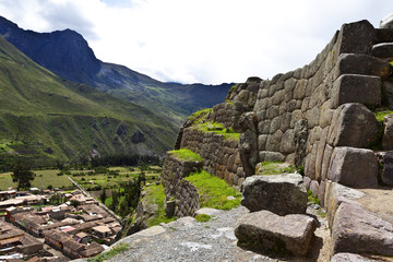 Fototapeta na wymiar Ruins of Inca fortress Olllantaytambo in Sacred Valley, Peru