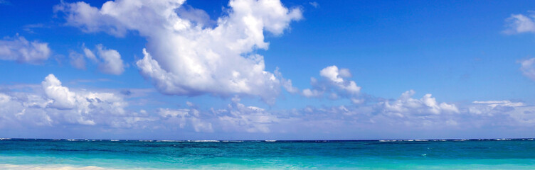  BEAUTIFUL PANORAMA OF BLUE SKY AND ATLANTIC OCEAN