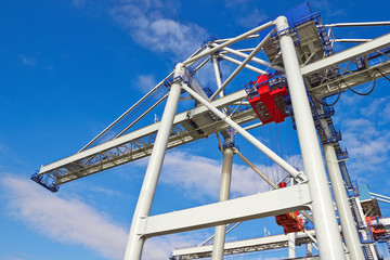 Port crane