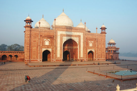 Mosque in Taj Mahal complex,Agra,India
