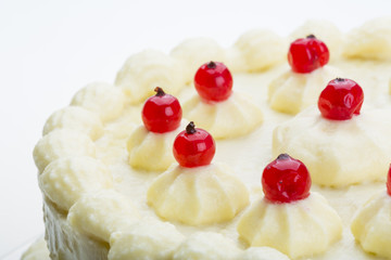 Cake with berries