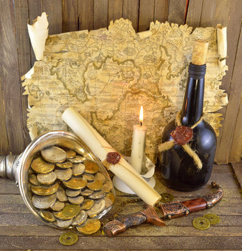 Pirate treasures with candle_2