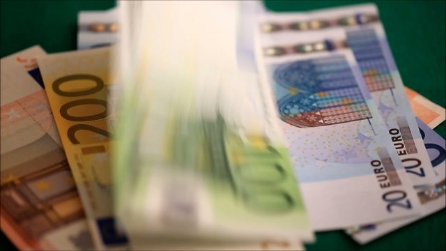 Euro banknotes, spend, pay