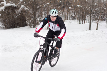 winter cycling bicycle
