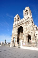 Fototapeta na wymiar Katedra de la Major Marsylia