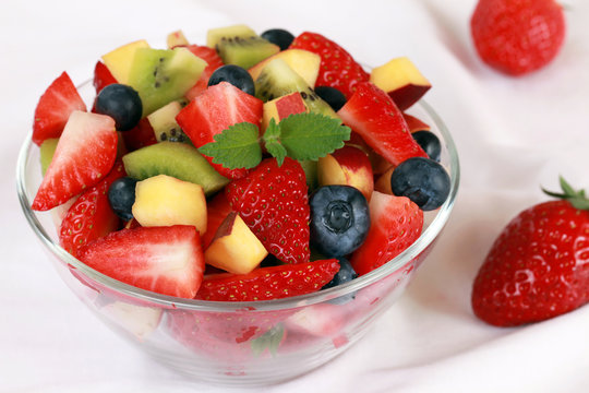 「Fruchtsalat」の写真素材 | 1,355件の無料イラスト画像 | Adobe Stock