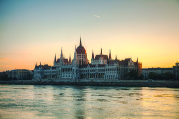 Fototapeta na wymiar Hungarian Parliament building in Budapest