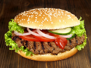 Hamburger von Grill