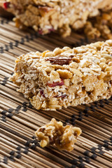 Organic Almond and Raisin Granola Bar