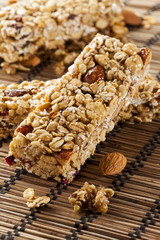 Organic Almond and Raisin Granola Bar
