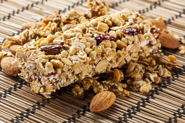 Organic Almond and Raisin Granola Bar