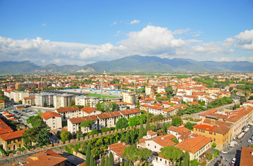 Fototapeta na wymiar Pisa, old city view od Krzywej Wieży.