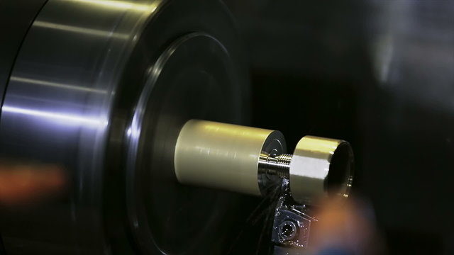 Cutting a piece in the lathe