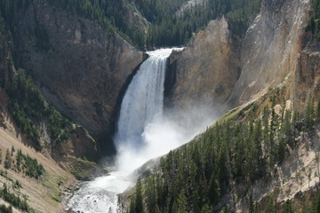 Fototapeta na wymiar Niższy spadek Park Narodowy Yellowstone