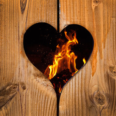 Feu, coeur en bois