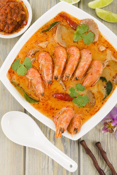 Tom Yum Nam Khon - Creamy Thai soup with prawns and mushrooms.