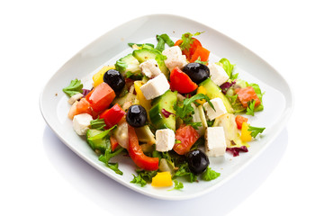 Vegetable salad with cheese