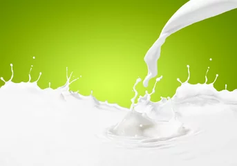 Printed kitchen splashbacks Milkshake Image of milk splashes