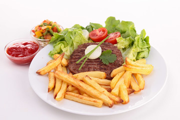 beefsteak with lettuce and fries