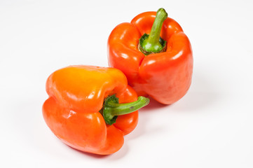 due peperoni arancioni