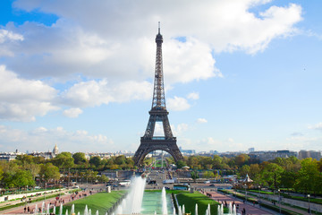 eiffel tour and fountains of Trocadero