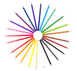 Regenbogenfarben mit Buntstiften