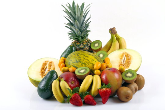 Frutta esotica con melone verde e fragole