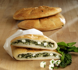 peynirli ıspanaklı pide