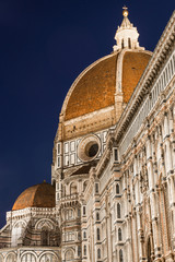 Fototapeta na wymiar Florencja Katedra w nocy