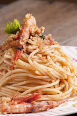 spaghetti with pesto and shrimp with toasted breadcrumbs