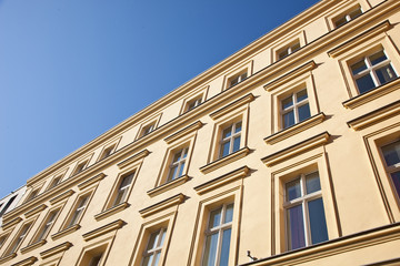 Obraz premium sonnige Wohnung - Altbau in Berlin, Deutschland